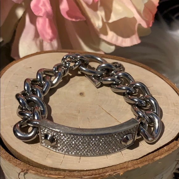 Michael Kors bracelet silver pave toggle logo MK - Picture 2 of 8